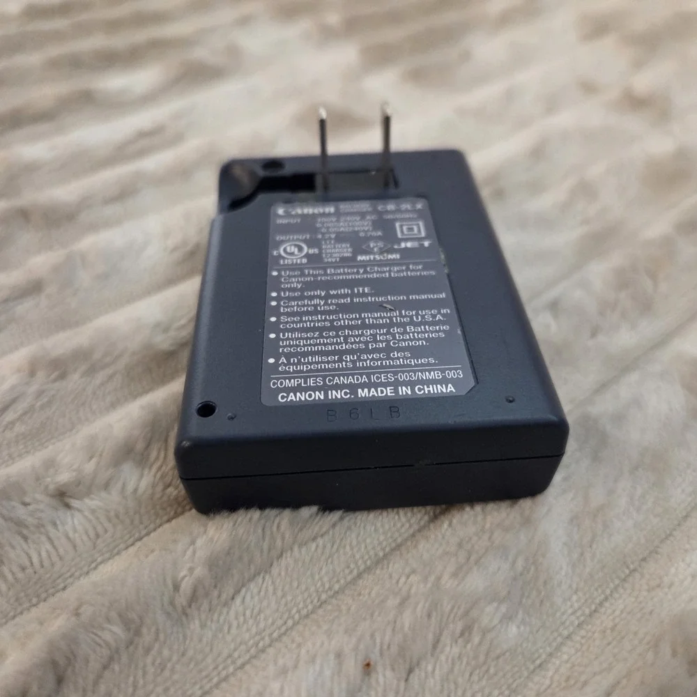 Genuine Canon CB-2LX Battery Charger for NB-5L Digital Camera PowerShot